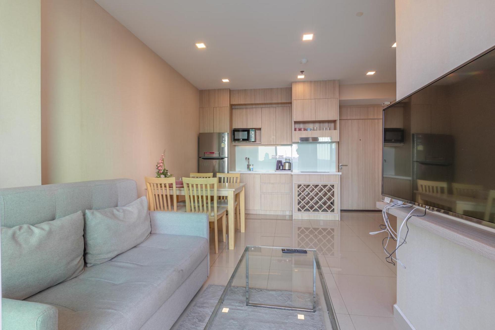 City Garden Tower By Pattaya Holiday Esterno foto