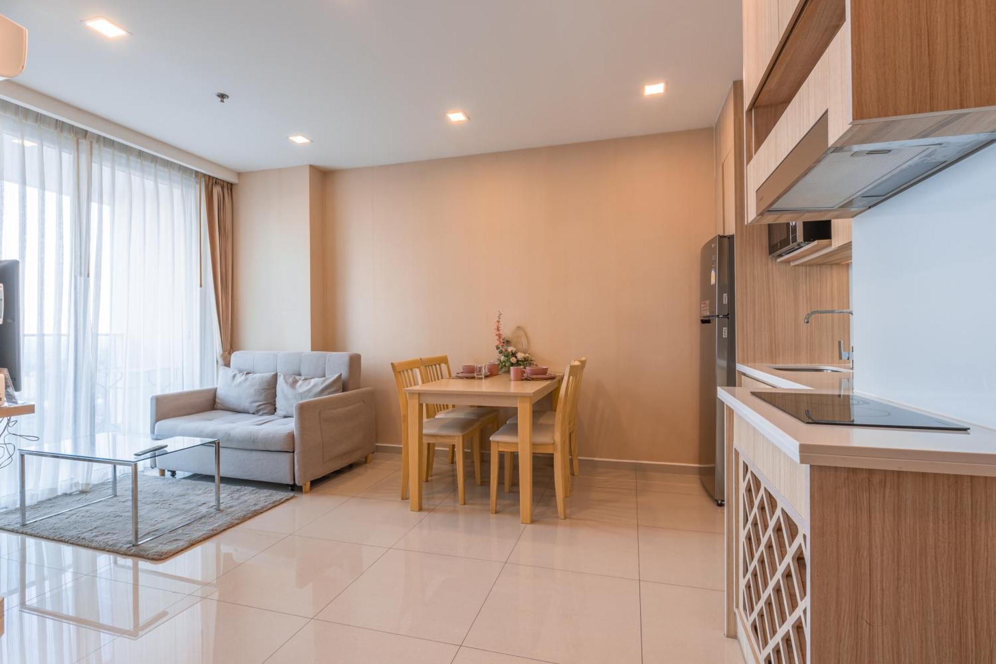City Garden Tower By Pattaya Holiday Esterno foto
