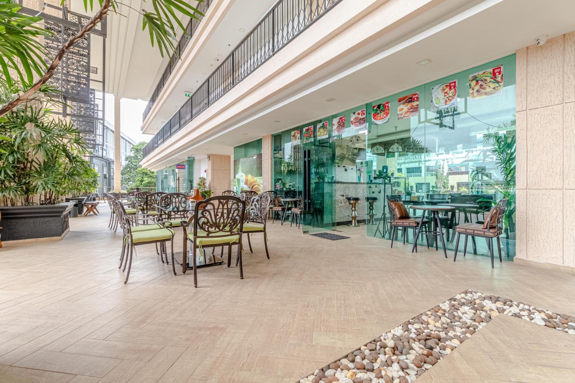 City Garden Tower By Pattaya Holiday Esterno foto