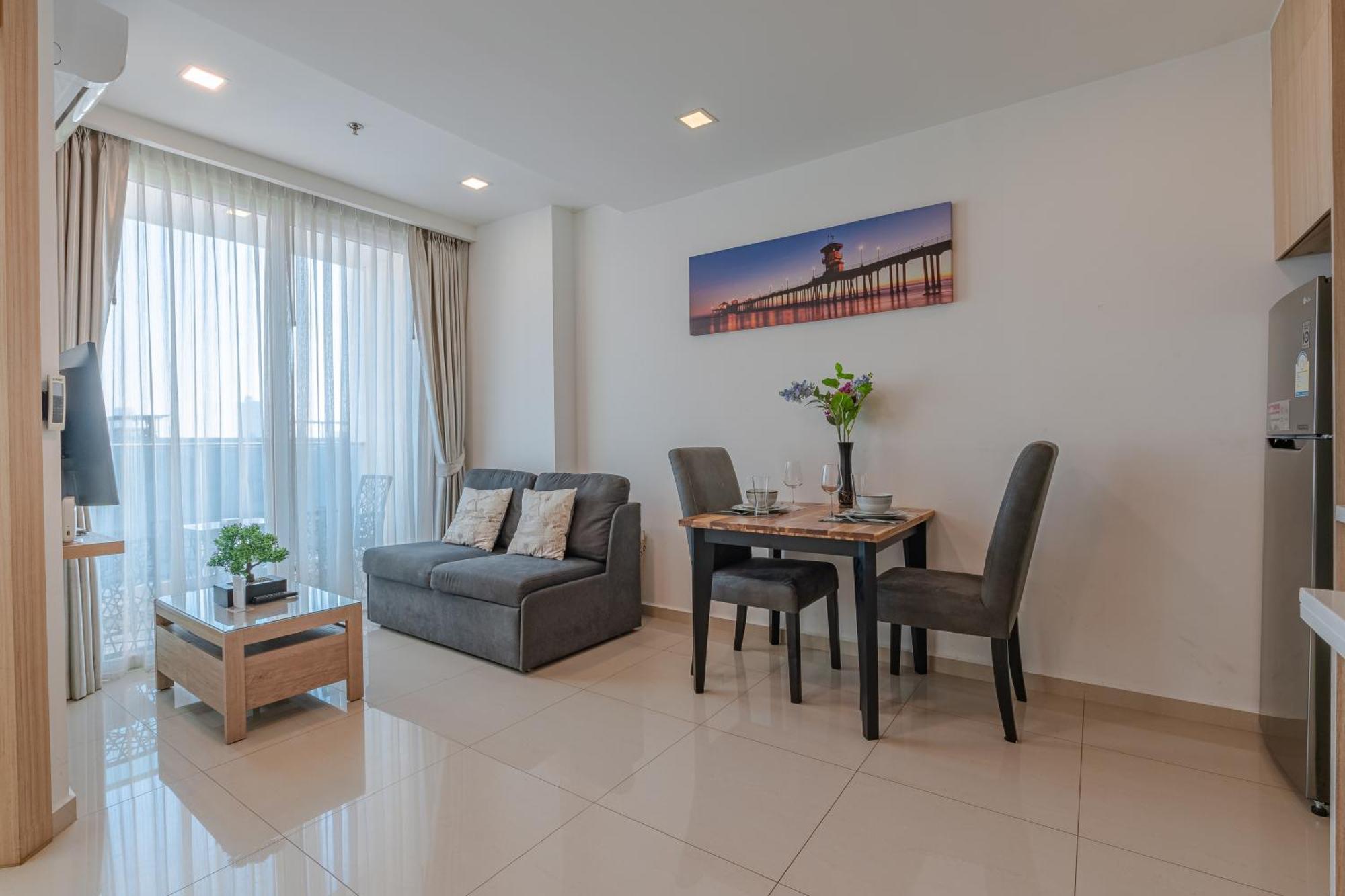 City Garden Tower By Pattaya Holiday Esterno foto